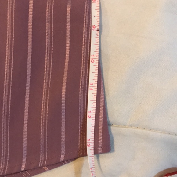 Ruffle detail fitted blouse- Zach’s - Picture 5 of 7